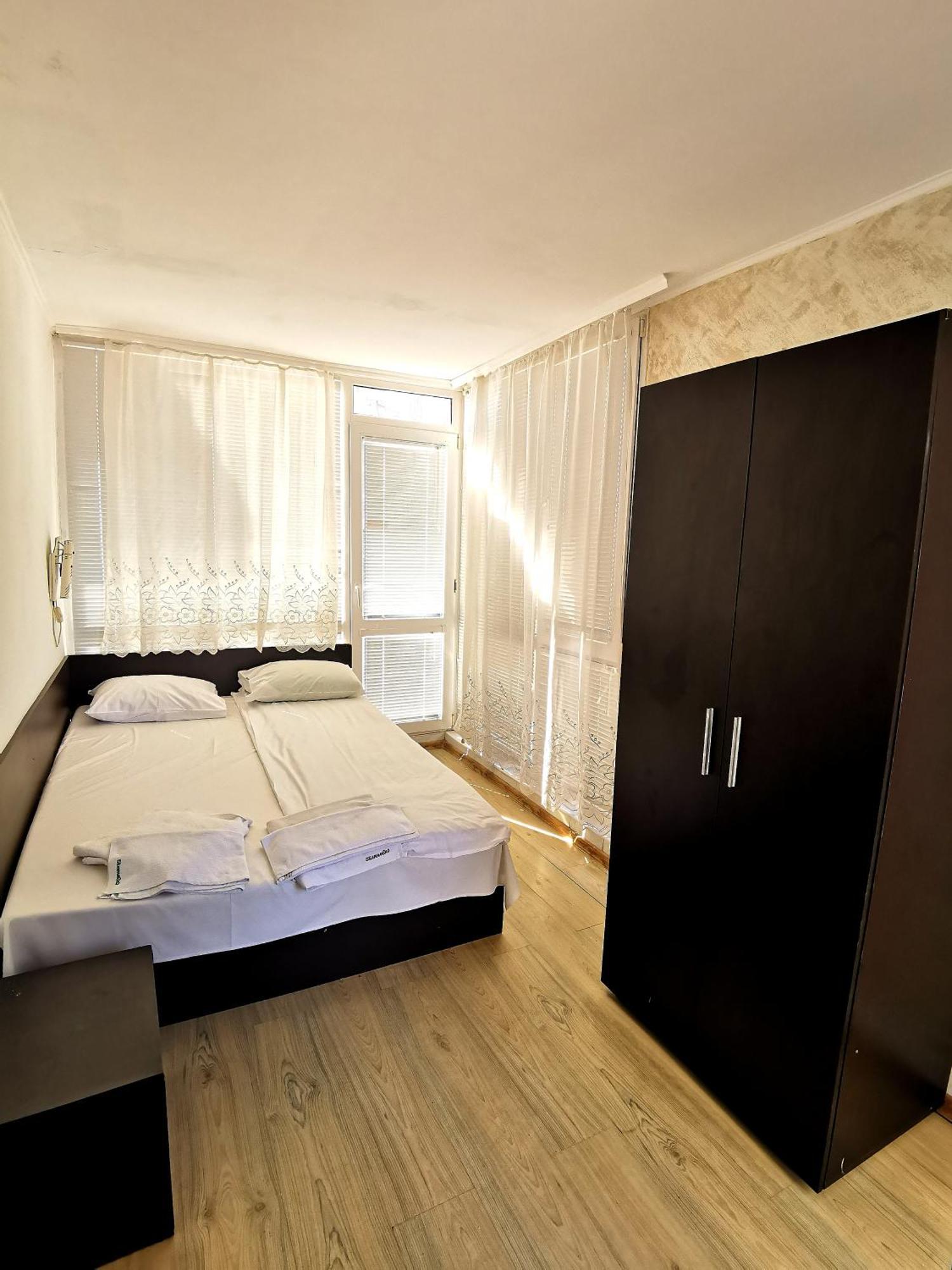 Family Hotel White House Pomorie Eksteriør billede