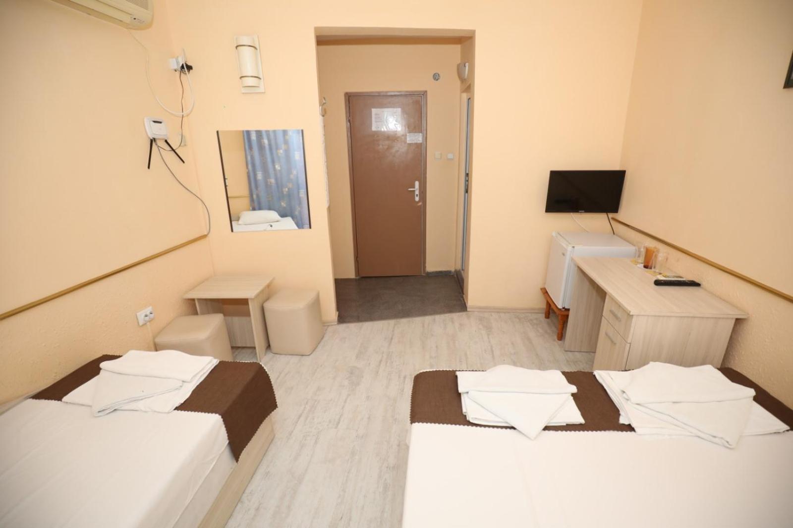 Family Hotel White House Pomorie Eksteriør billede